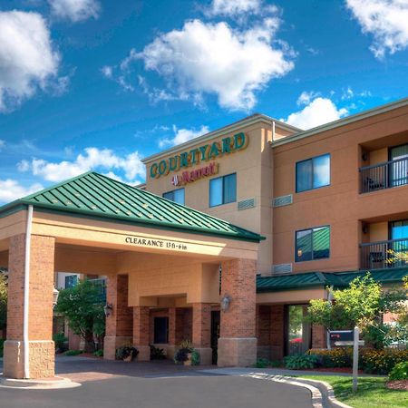 Courtyard By Marriott Traverse City Exteriör bild